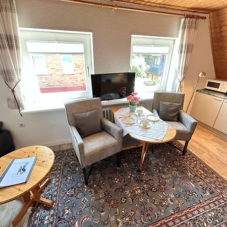 Haus-inken-maria-ost *